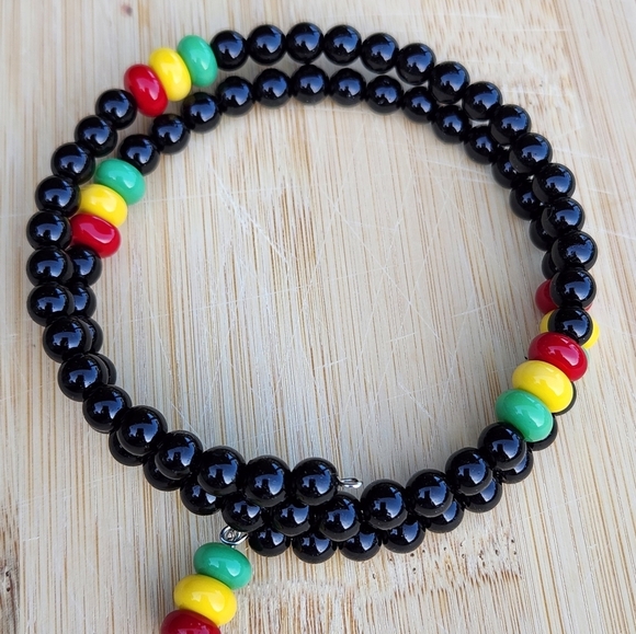 Hand Crafted Black Beaded Bracelet with Multicolor Accents Juneteenth Freedom - Picture 3 of 4